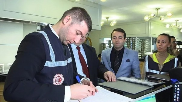 Ticaret Bakanlığı usulsüz iş yapanlara ceza yağdırdı! İşte 2024 yılı ceza faturası...